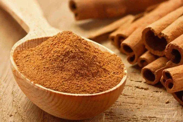 عطاری-زعفرانچی-تبریز-600x400