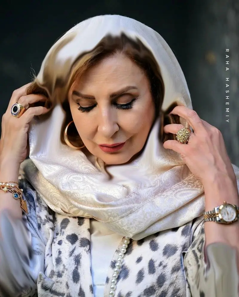 مرجانه گلچین