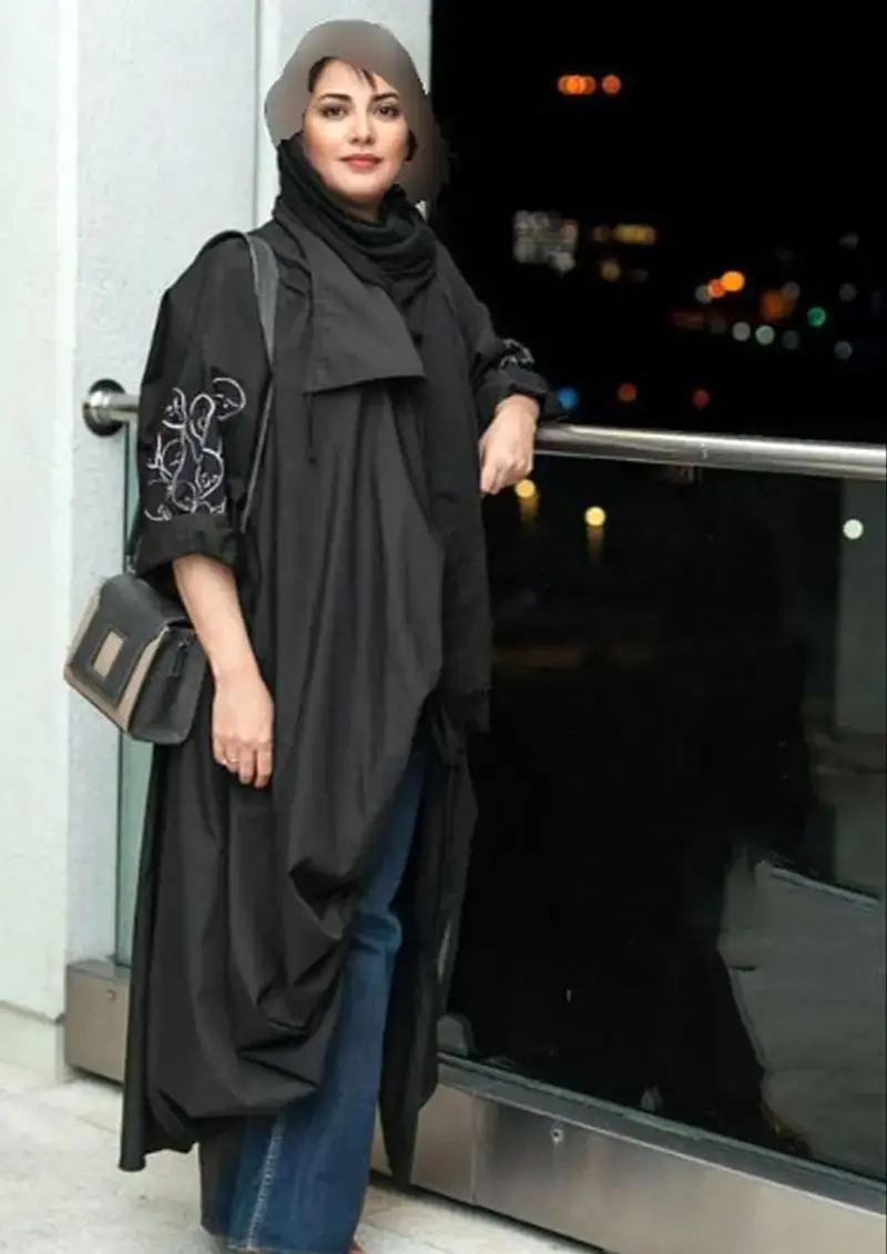 طناز طباطبایی
