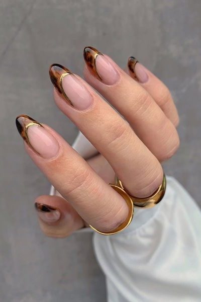 مدل ناخن فرنچ قهوه ای