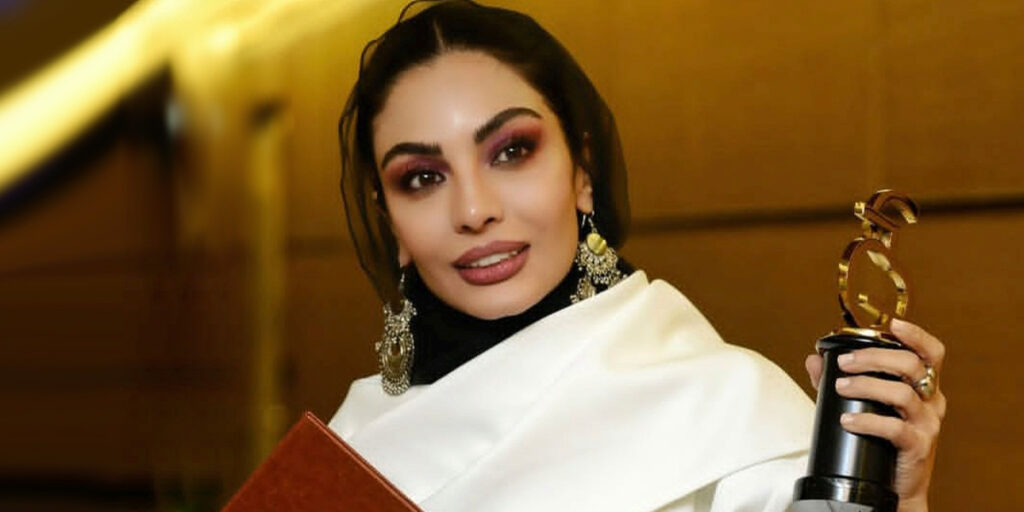 ترنچ‌کت صحرا اسدالهی