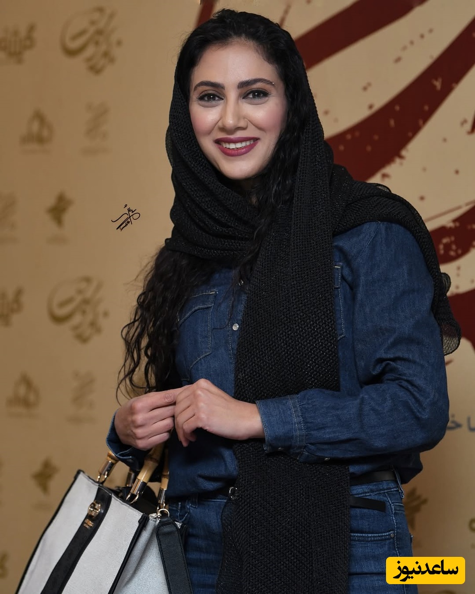 مونا فرجاد