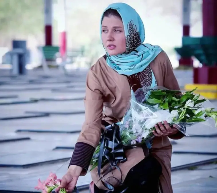 گلوریا هاردی