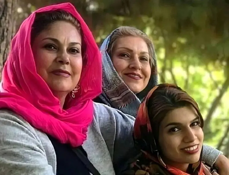 شبنم+قلی+خانی (1)