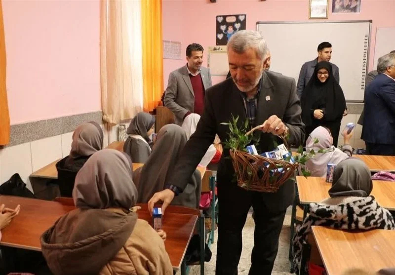 مشهد مقدس , اخبار مشهد , خراسان رضوی , اخبار استان خراسان رضوی , مدرسه , دانش آموزان , وزارت آموزش و پرورش , مدارس غیردولتی , مدارس دولتی , 