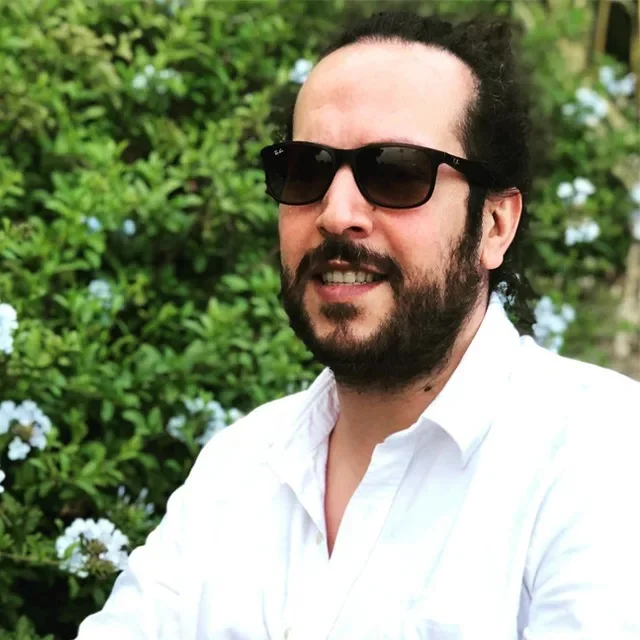 سینا حجازی