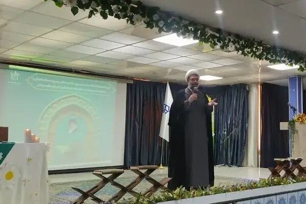 رئیس دانشگاە فرهنگیان سنندج: هیچ دانشجو معلمی بدون سواد قرآنی وارد کلاس درس نمی‌شود