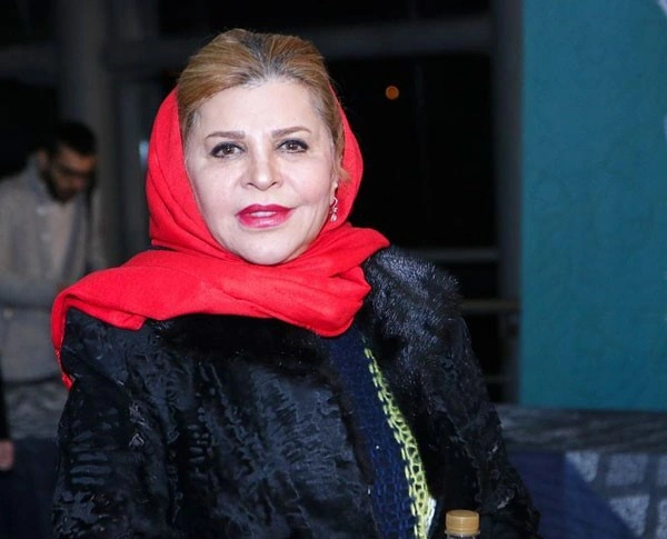 زری خوشکام