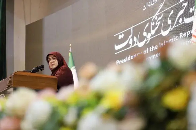 اخبار سیاسی ۲۵آذر؛ پذیرش توبه تتلو؛ در حال بررسی/عزل چند رئیس بانک