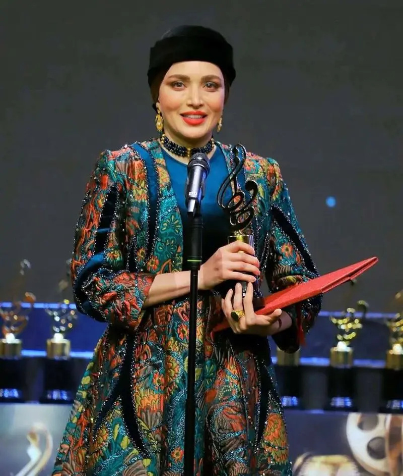 بهنوش طباطبایی در جشن حافظ