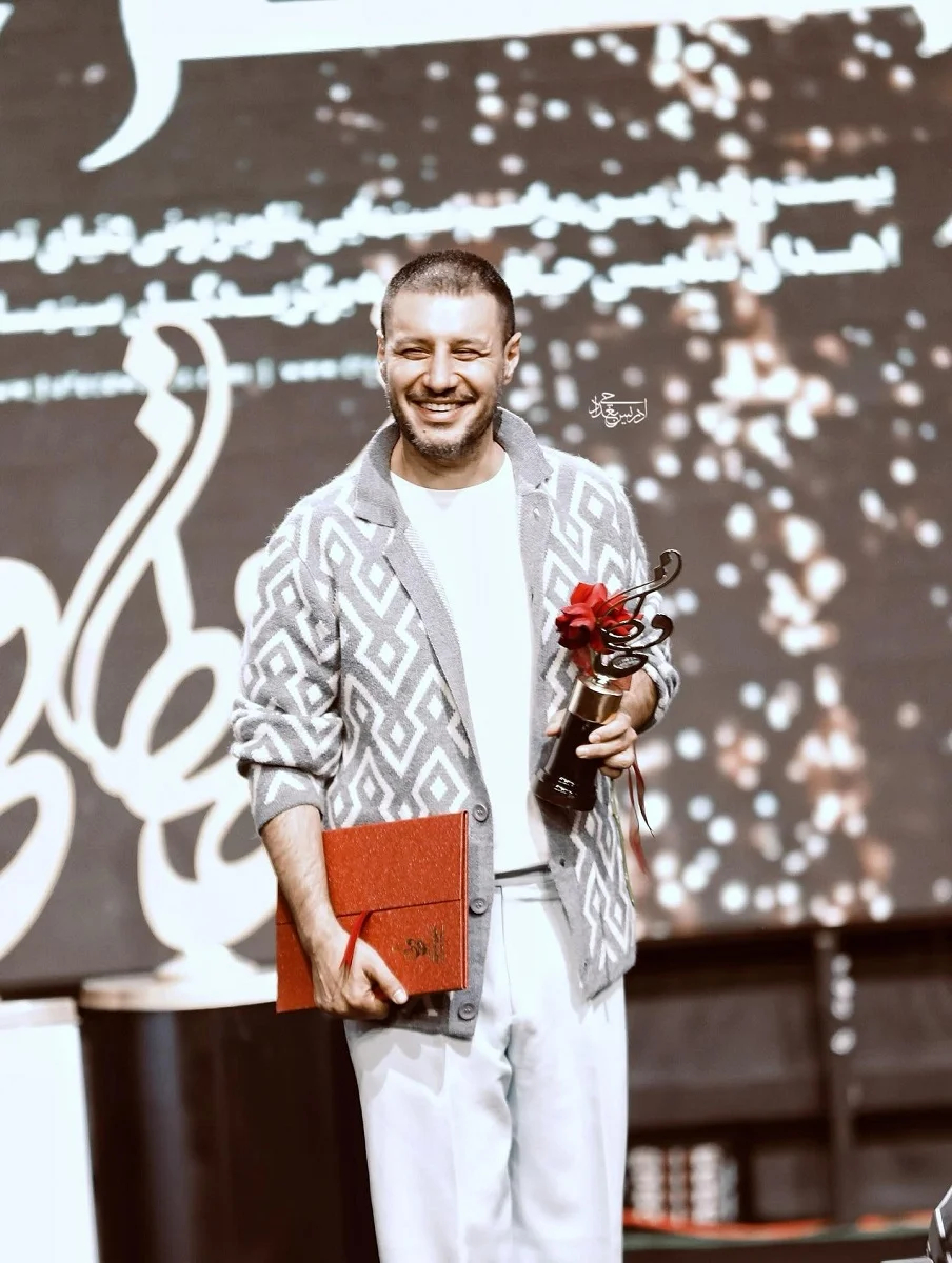 جواد عزتی در جشن حافظ 1404-2