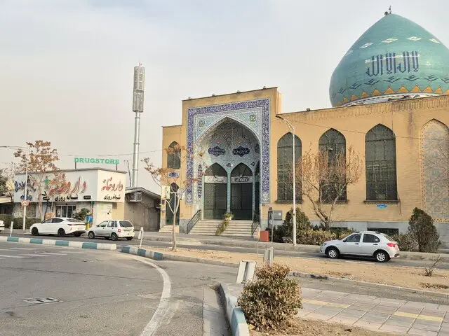 جوانان شهرک فرهنگیان تعلق اجتماعی‌شان را در کجا جست‌وجو می‌کنند؟