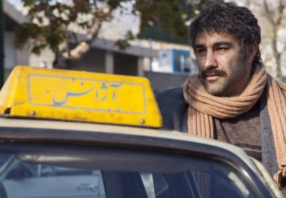 محسن تنابنده در فیلم فراری