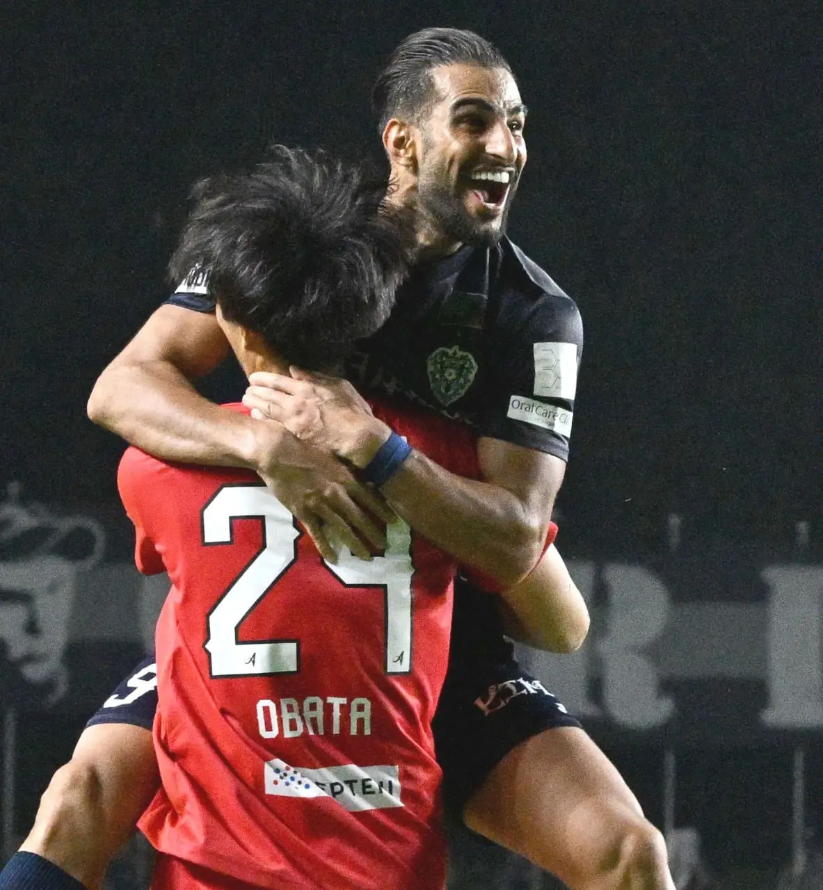 2327433