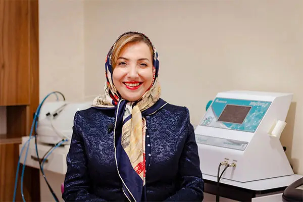 دکتر نرگس تاج دینی جراح و متخصص زنان، زایمان - محدوده شمال تهران