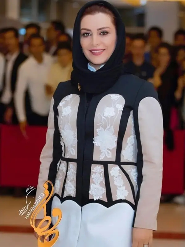 بیوگرافی ماه چهره خلیلی