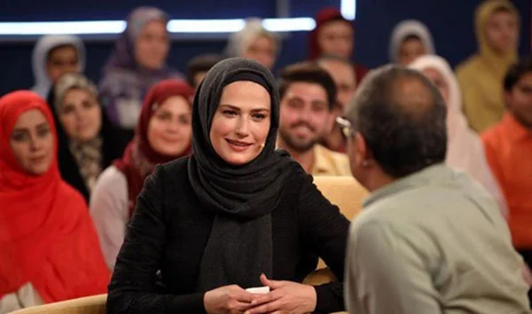 لادن مستوفی در خندوانه لادن مستوفی در خندوانه