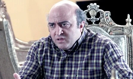 حامد وکیلی در تهران پلاک 1