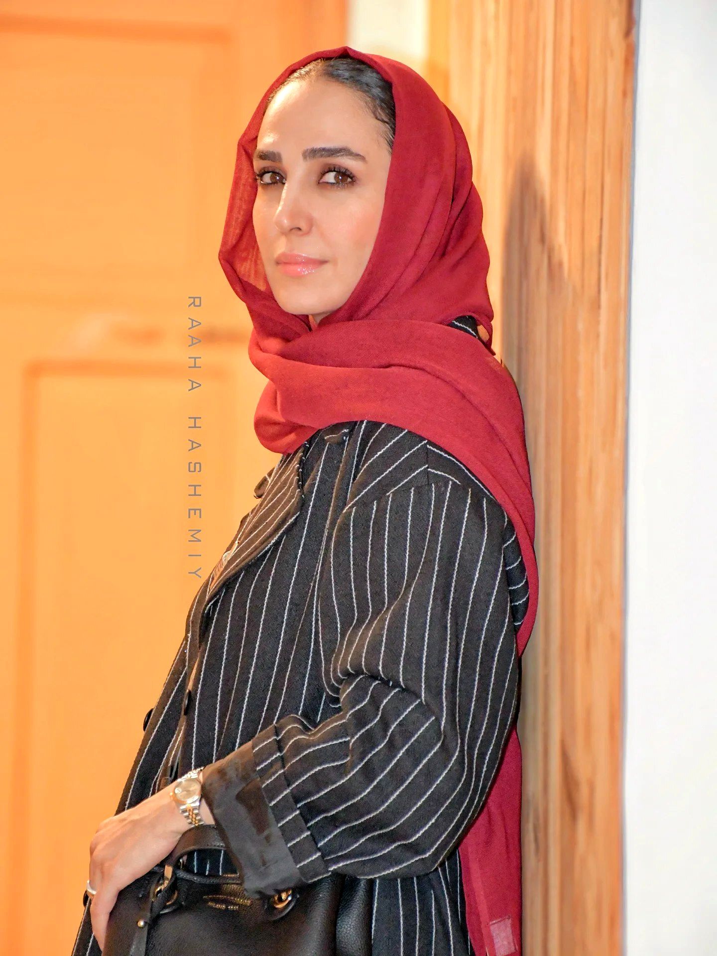 سوگل طهماسبی مهمان نمایش زنبورهای حوالی آزادی در تماشاخانه هما