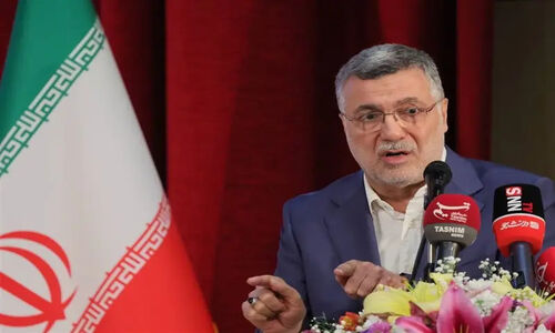 ظفرقندی هشدار داد: اعتماد مردم به جامعه پزشکی در خطر است؟