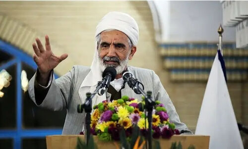 امام‌جمعه سنندج: ضعف مدیریت، ریشه اصلی مشکلات اقتصادی امروز کشور!