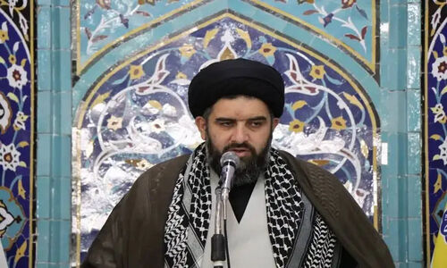 امام جمعه اسفرورین: دشمن این‌بار جنگ رسانه‌ای را به جان ما انداخته است!