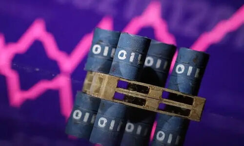 قیمت نفت برنت بالاخره بالای ۶۰ دلار ماند؛ بازار در آستانه تحولات جدید!