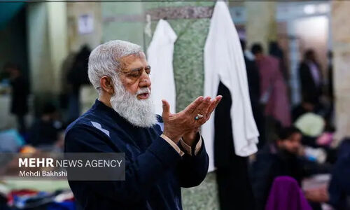 تمدید مهلت ثبت‌نام اعتکاف قم تا پایان ۲۹ آذر؛ ظرفیت‌ها دوباره افزایش یافت!