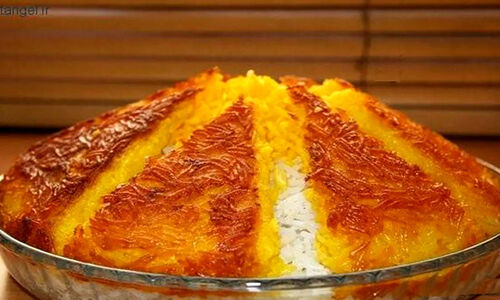 ترفندهای آشپزهای حرفه‌ای برای ته‌دیگ طلایی و برشته در خانه!