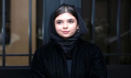 نفس بازغی با استایل زمستانی در کنسرت سهراب پاکزاد همه را شگفت‌زده کرد!