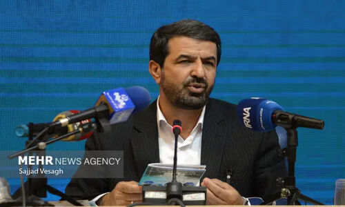 ملانوری: نخبگان باید با قدرت در انتخابات شوراها حاضر شوند!