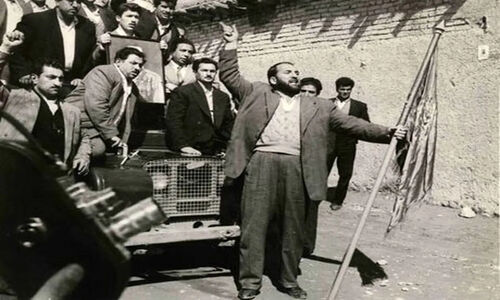 قاب تاریخ | شعبون بی‌مخ و نورمن ویزدوم در زورخانه؛ سال ۱۳۴۸