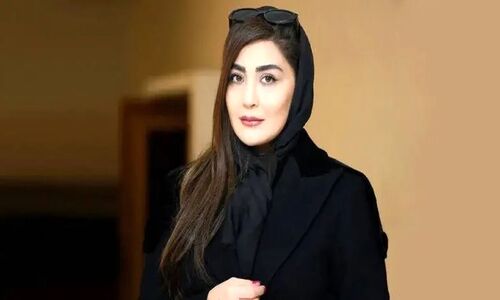 عکس| استایل مریم معصومی با تی شرت قرمز در ویلایش / عجیب ویلایی دارد خانم بازیگر