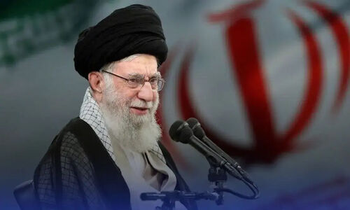 فیلم | صحبت های مهم رهبر انقلاب درباره روزهای اول جنگ / هر ۶ محافظم را مرخص کردم چون که…