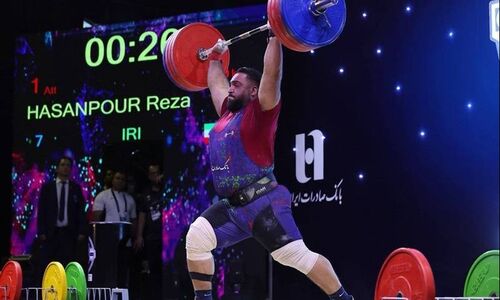 رقابت نفس‌گیر وزنه‌برداران جام فجر؛ قهرمانان شگفتی‌ساز معرفی شدند