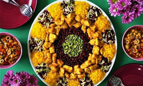 مرصع‌پلو یلدایی؛ ترکیبی جادویی که مهمانی‌ها را به جشن رنگ و طعم تبدیل می‌کند