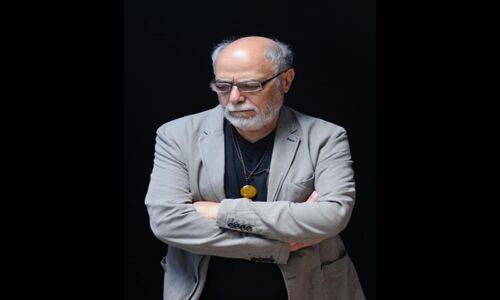 بازگشت اکبر زنجان‌پور به همکاری با محمدرضا اصلانی پس از ۵۰ سال در «خاکستر خیال»