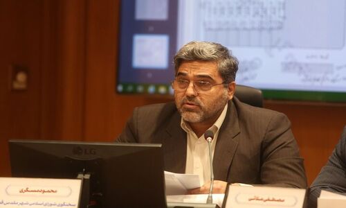 مسگری: ۱۰۰ جای پارک خودرو  در بازار بنفشه قم فراهم شده است