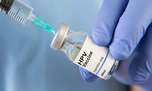 وزارت بهداشت در آستانه افزودن واکسن HPV به برنامه ملی واکسیناسیون؛ آیا ایران آماده مقابله با سرطان دهانه رحم است؟