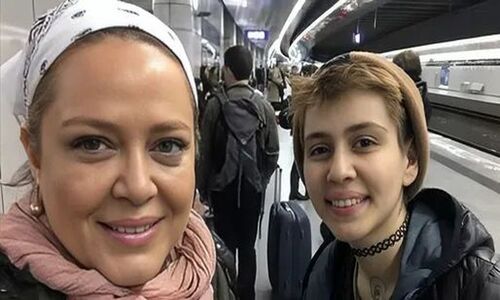 دختر بهاره رهنما با رونمایی از قطعه جدیدش، دنیای موسیقی را تسخیر می‌کند!