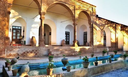 سرنوشت سرمایه‌گذاری در طرح‌های گردشگری ایلام؛ فرصت‌ها یا چالش‌ها؟