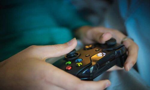 ایستادگی بازی‌سازان ایرانی در برابر تحریم و فیلترینگ؛ چگونه موفق ماندند؟
