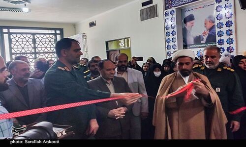 پنجمین نمایشگاه پایگاه‌های اسوه بسیج کرمان با حضور سردار بهروز افتتاح شد