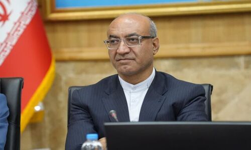 استاندار کرمانشاه هشدار داد: تعطیلی مدارس در انتظار افزایش بیماران آنفلوآنزا!