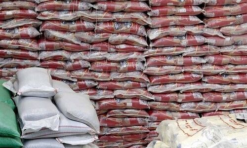 ۱۲۷۰ تن برنج وارداتی در اصفهان توزیع شد تا بازار آرام بگیرد!
