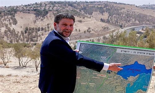 اسموتریچ بودجه هنگفتی برای توسعه شهرک سازی در کرانه باختری اختصاص داد