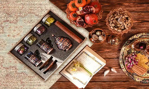 چطور با یک هدیه درست، کارمندان‌تان را برای یلدا غافلگیر کنید؟
