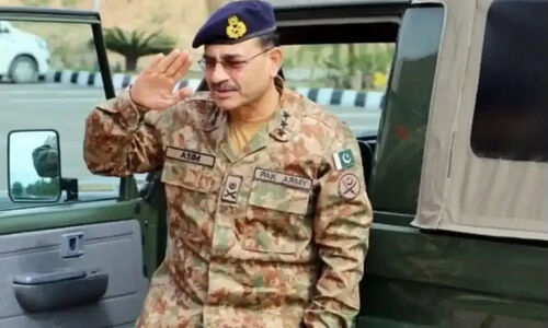 عاصم منیر؛ سلطان بی‌تاج و تخت پاکستان