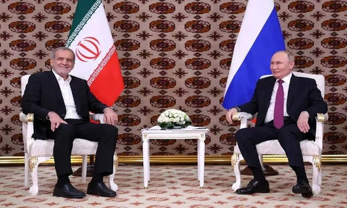 پوتین و پزشکیان در ترکمنستان با یکدیگر دیدار می‌کنند