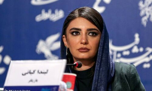 تیپ جذاب لیندا کیانی بازیگر دلدادگان در مراسم هنری